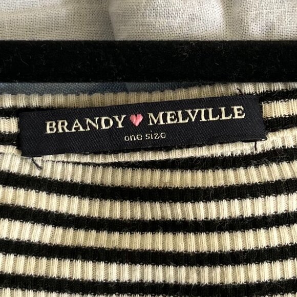 Brandy Melville Bodycon T-Shirt Dress - Picture 4 of 4